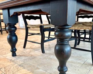 $800 -Harvest Table with Turned Distressed Legs 90x48x31 Leaf 48x18