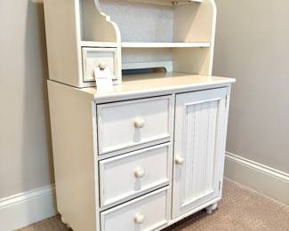 $50 - Stanley Furniture charging table to dresser - 30x18x50