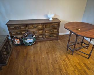 Credenza, Antique gate leg table, end table