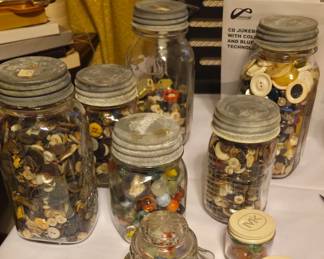 Marbles buttons
