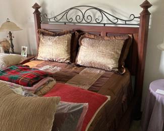 Queen size bed