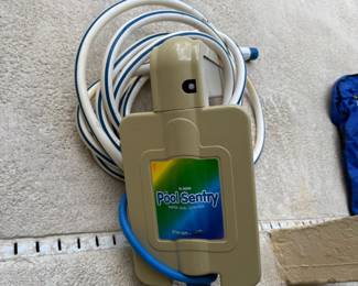 Pool water equalizer