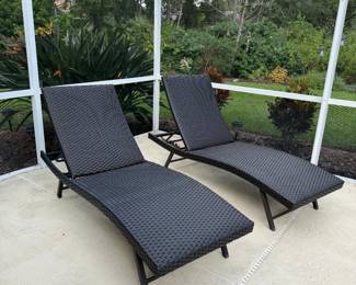 Chaise lounge chairs