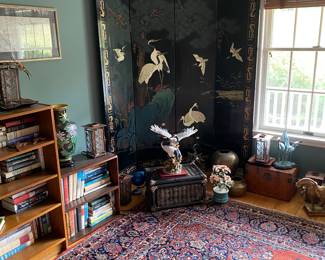Room dividers and screens