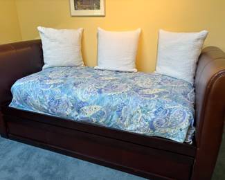 Pottery barn trundle bed