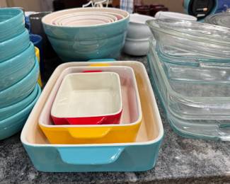 Bakeware, Bowls, Pyrex - remember the holidays are coming 