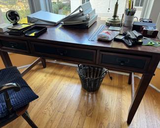 Work Desk 