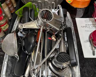 Assorted top of the line kitchen utensils 