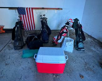 Golf Clubs 