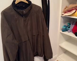 Mens Jacket - x large, belts 