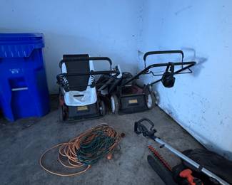 Lawn Mowers 