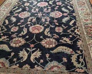 7’ 1/2” x 11’  10” beautiful rug