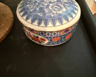 Tiffany dresser jar, trinket box
