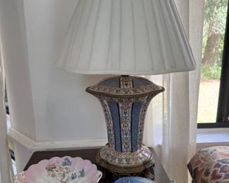 Gorgeous lamp, porcelain dish, glass dish with lid.