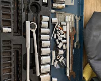 Socket wrench set