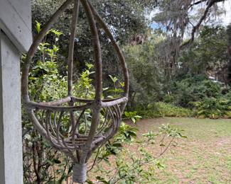 MCM Hanging planter