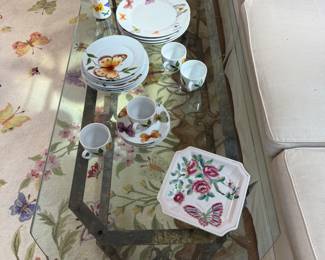Glass top coffee table, butterfly dishes, vintage planter dish, nice large butterfly rug