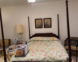 Four poster double bed