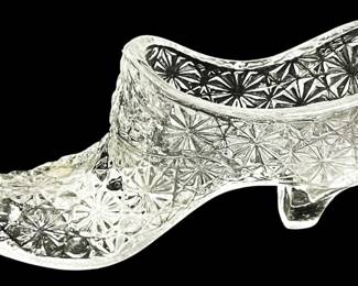 Pressed Glass Daisy Button Shoe 