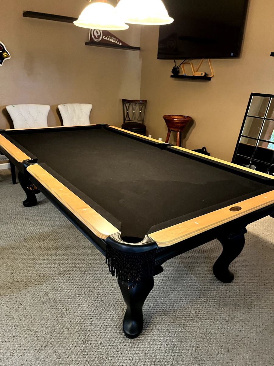 Olhausen, the best in billards, accu-fast cushions, proudly made in the USA.  9' slate leather pockets.