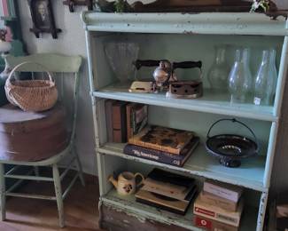 Bookcases. Clock 