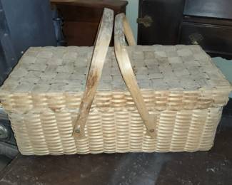 Splint basket with lid