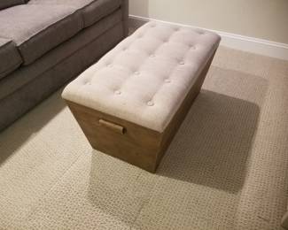 Storage ottoman