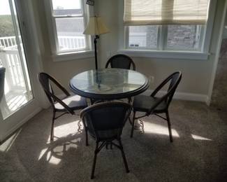 Glass top dining set seats 4; floor lamp