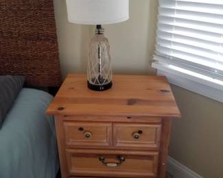 4-drawer nightstand