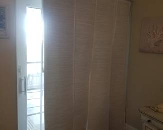 Sliding glass door blinds