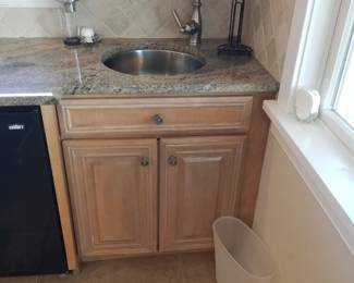 Wet bar