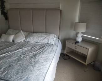 King bedroom suite by American Drew