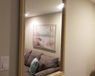 Wall mirror