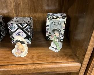 Enesco - Pretty as a Picture Kim Anderson Figurines