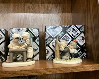 Enesco - Pretty as a Picture Kim Anderson Figurines
