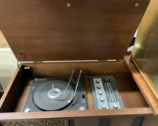 Stereo Console