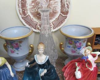 PETERSON PAIR OF VASES