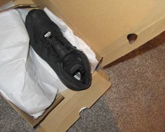 PETERSON solomon shoes new in the box