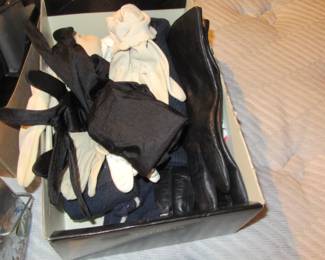 PETERSON gloves