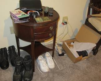 PETERSON round 2 drawer stand and mens shoes