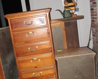 PETERSON chest of drawers