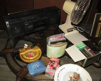PETERSON coffee table items