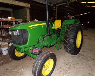 John Deere 5055 D  160 hours