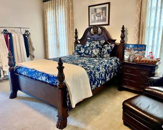GUEST ROOM WITH TRADITIONAL HOOKER LION'S CLAW FOOT BASE, CLAM SHELL HEADBOARD.  