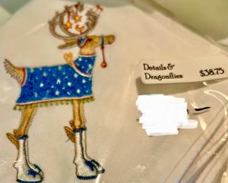 BOUTIQUE REINDEER NAPKINS.