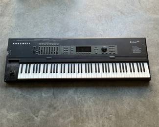 Kurzweil K2600XS 88-Key Digital Sampling Synthesizer Workstation