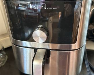Instant vortex plus air fryer