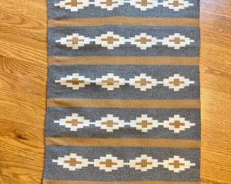 77 HandwovenWoolRugNavajoStyleGeometricPattern
