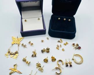 47 GoldSurpriseLot14KEarringSetswSemiPreciousGems1448g