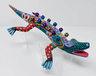 38 PepeSantiagoOaxacanWoodCarvingAlebrijeCrocodileSigned